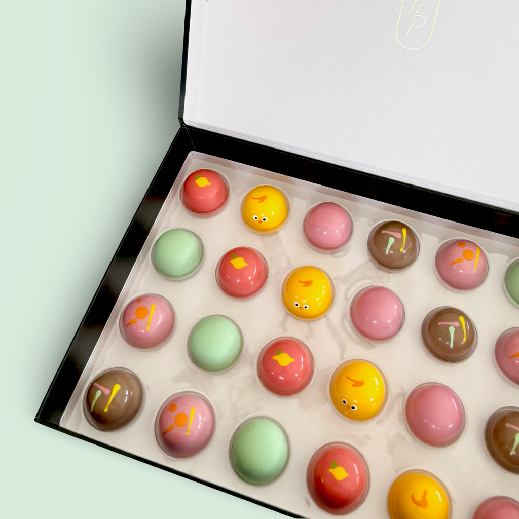 24 Piece Spring Collection Bonbon Box